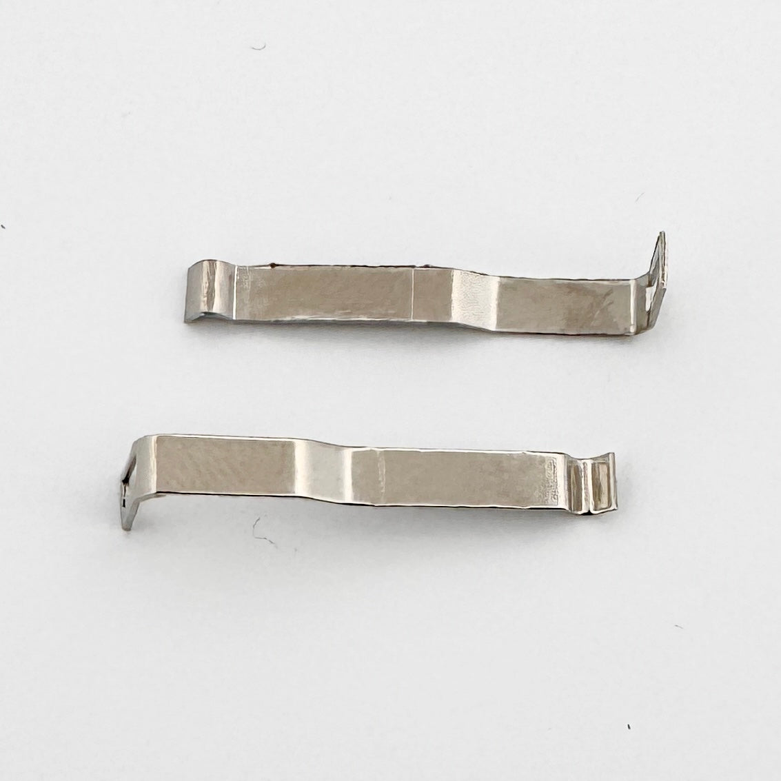 Auto World Pickup Shoes (1 Pair) for ThunderJet Slot Car Chassis Side View
