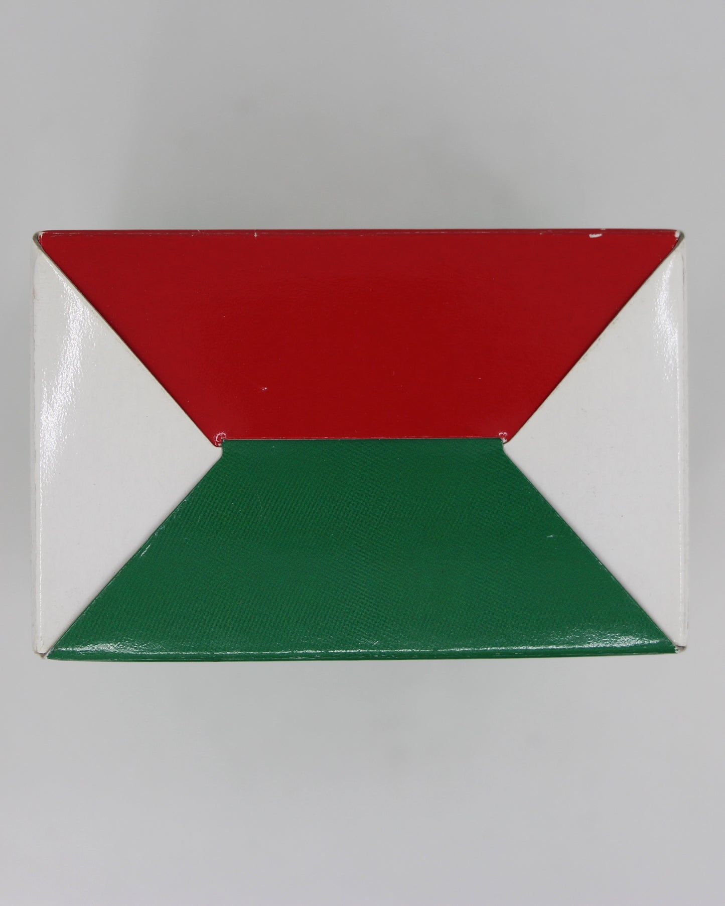 Auto World 2010 Musclecar Ornament 2006 Camaro Concept