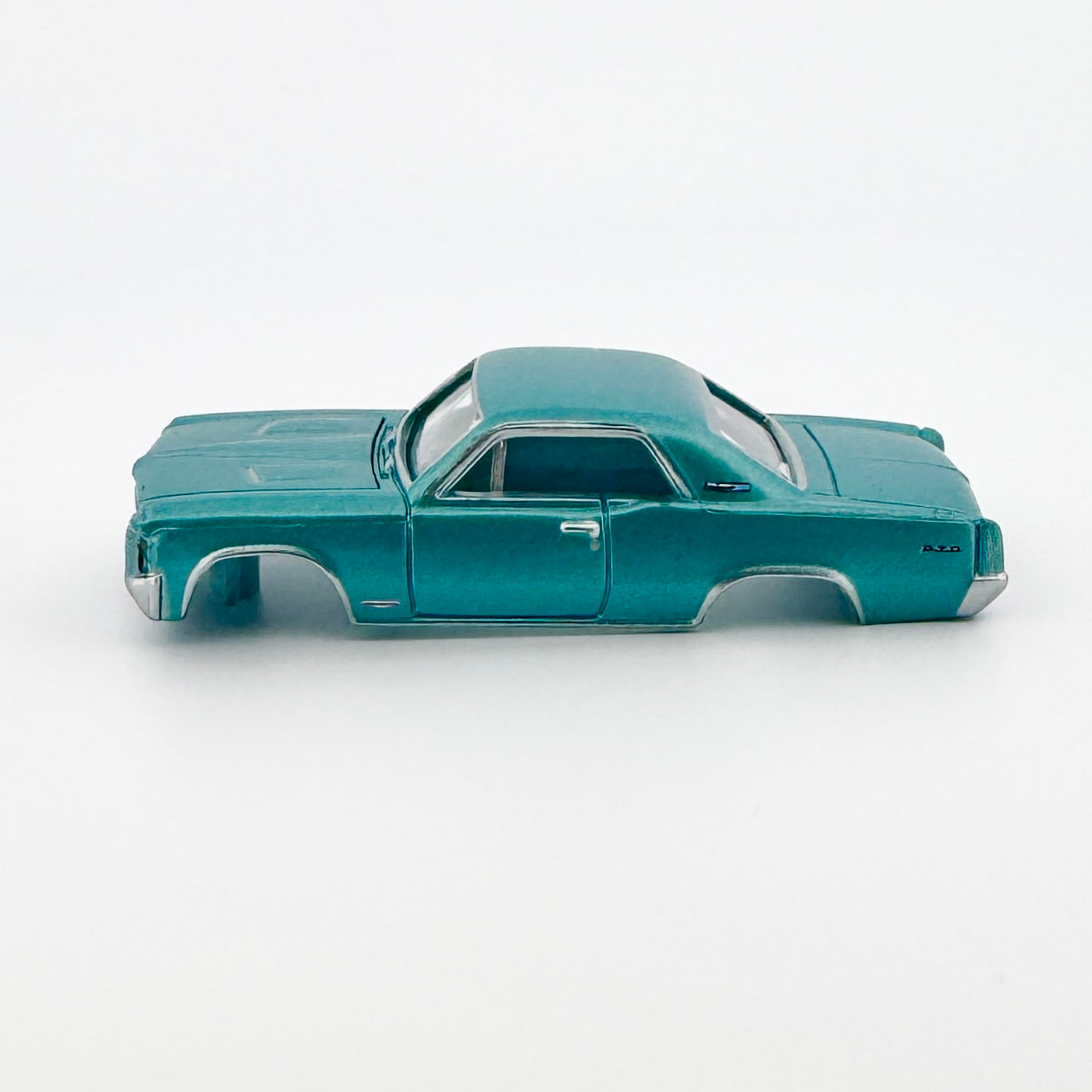 Auto World 1964 Pontiac GTO Body, Royal Bobcat, Aquamarine, Fits TJet Chassis, H.O. Slot Cars
