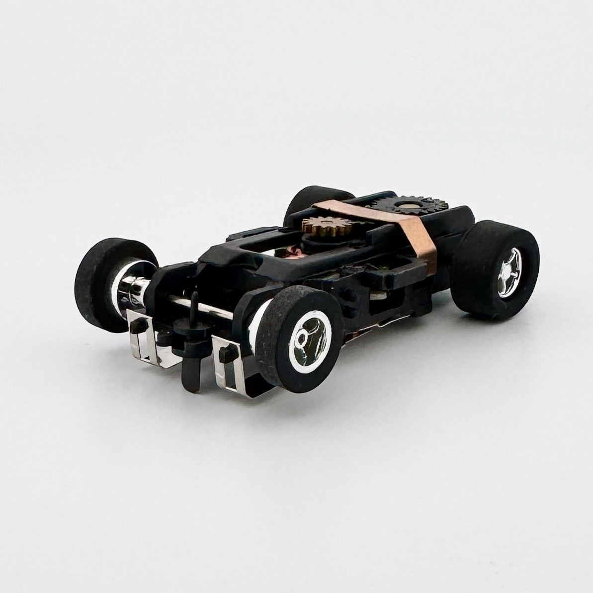 Auto World XTraction UltraG Slot Car Chassis, Chrome Wheels, Black Tires
