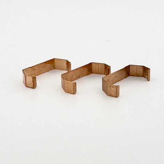 Auto World Gear Plate Clamp (3 Clamps) for ThunderJet Slot Car Chassis Front View