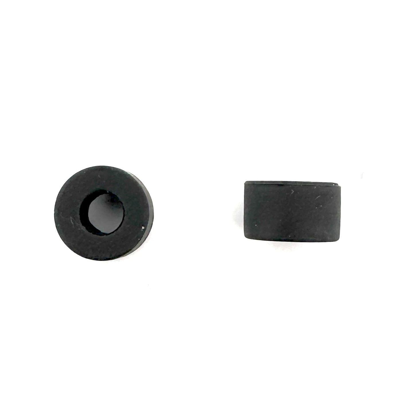 Auto World Rear Tires (1 Pair) for ThunderJet Slot Car Chassis Side View