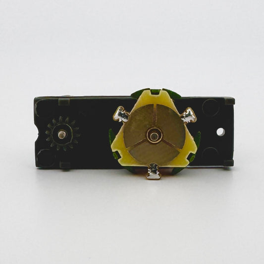 Auto World Armature & Gear Plate for ThunderJet Slot Car Chassis