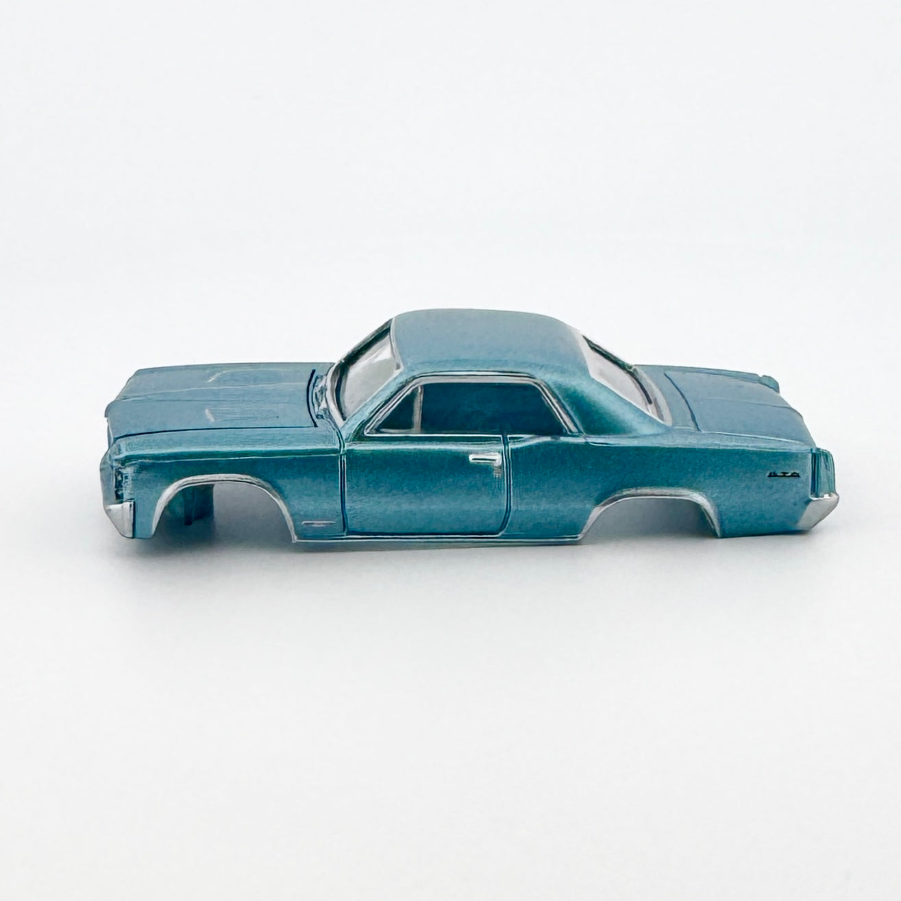 Auto World 1964 Pontiac GTO Body, Skyline Blue, Fits TJet Chassis, H.O. Slot Cars