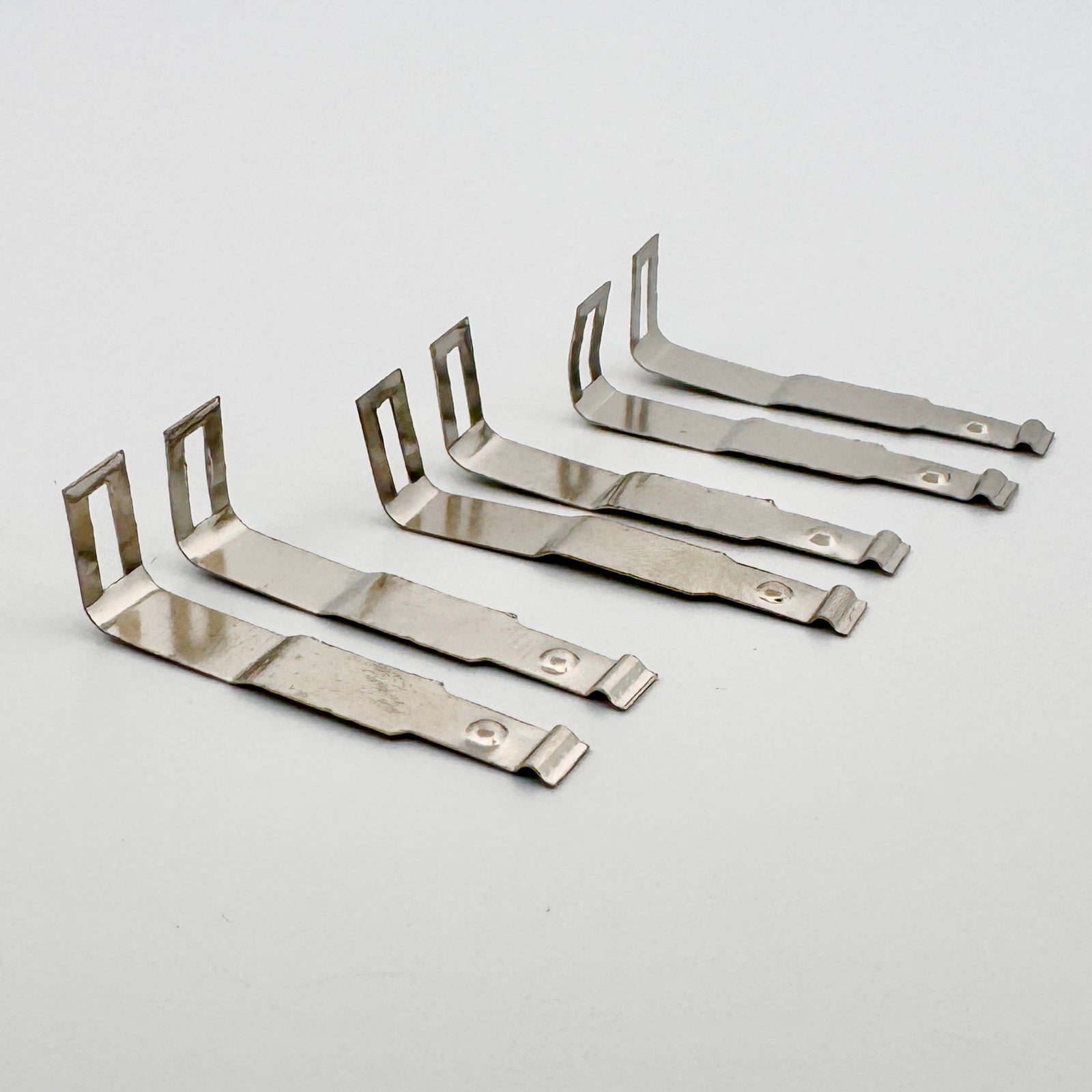 AAuto World Silver Pickup Shoes (3 Pairs) for 4Gear Slot Car Chassis Side View