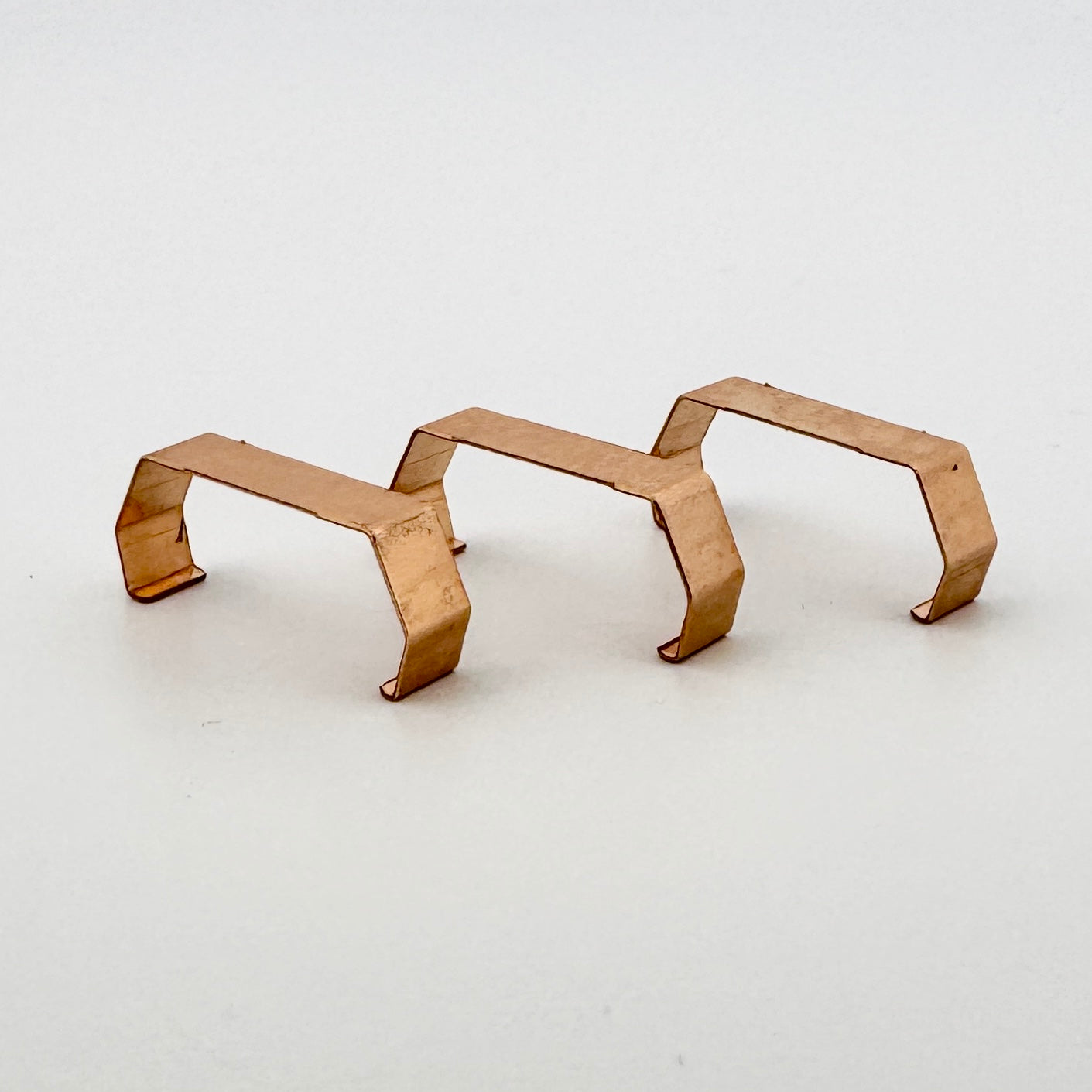 Auto World Gear Plate Clamp (3 Clamps) for XTraction Slot Car Chassis