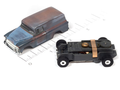1957 Chevy Suburban (Blue) H.O. Scale Slot Car, ThunderJet Chassis | Auto World