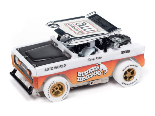 1972 Ford Bronco Baja iWheels Chase H.O. Scale Slot Car, XTraction Chassis | Auto World